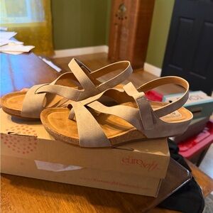 Eurosoft Women's Beige Sandals